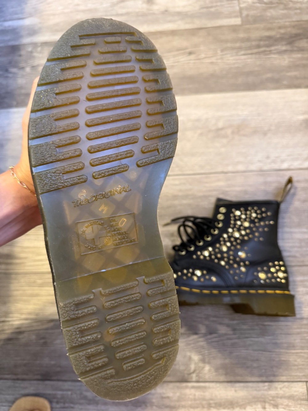 Dr martens studden leather boots. Limited edition. - Picture 3 of 4